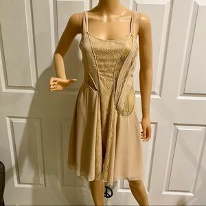 MM COUTURE SZ M CREAM ALINE DRESS W LACE INSET